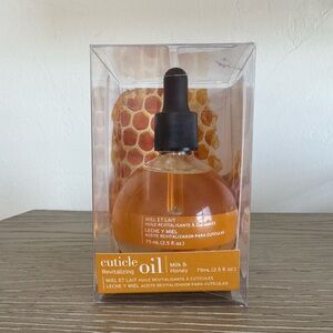 Cuticle Revitalizing Oil with Milk & Honey - Orange